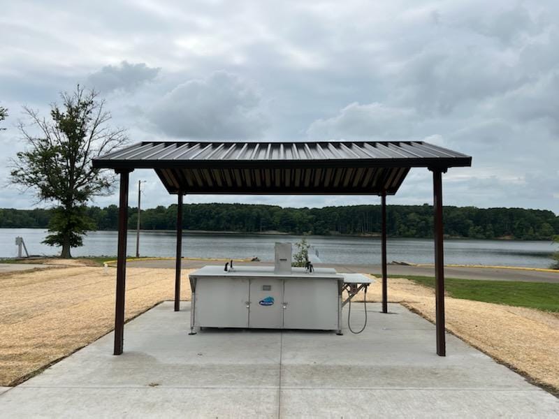 Rend Lake Fish Cleaning Station